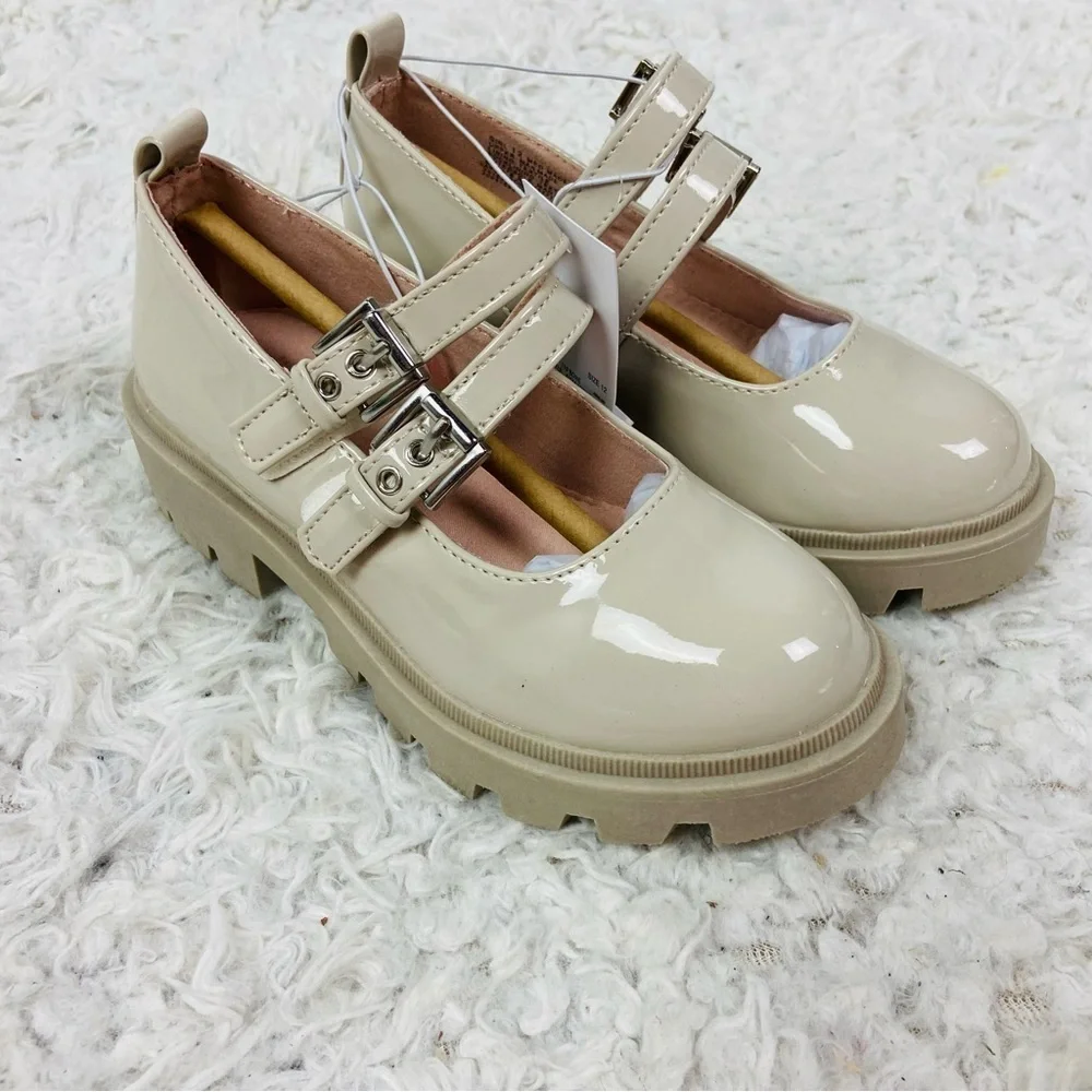 NWT Sonoma Cream Patent Leather Mary Jane platform Shoes size  13